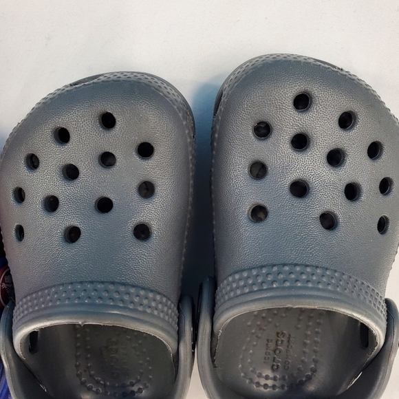 CROCS kids bundle of two pair 4T - Picture 9 of 11